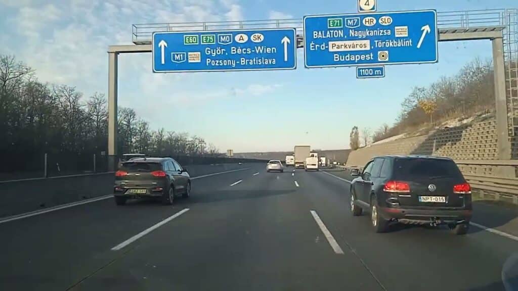 December 1-től teljesen átalakul az autópálya-matrica vásárlás!